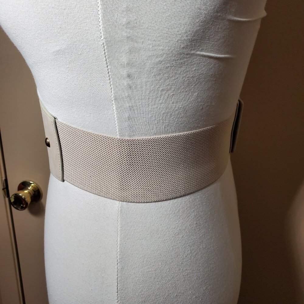 Cream & Gold Vintage Style 3-Buckle Cumberbund Belt - Elastic Back - Snap - Picture 3 of 7